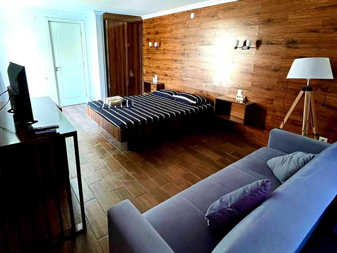 Live Inn อูเรคี ภายนอก รูปภาพ