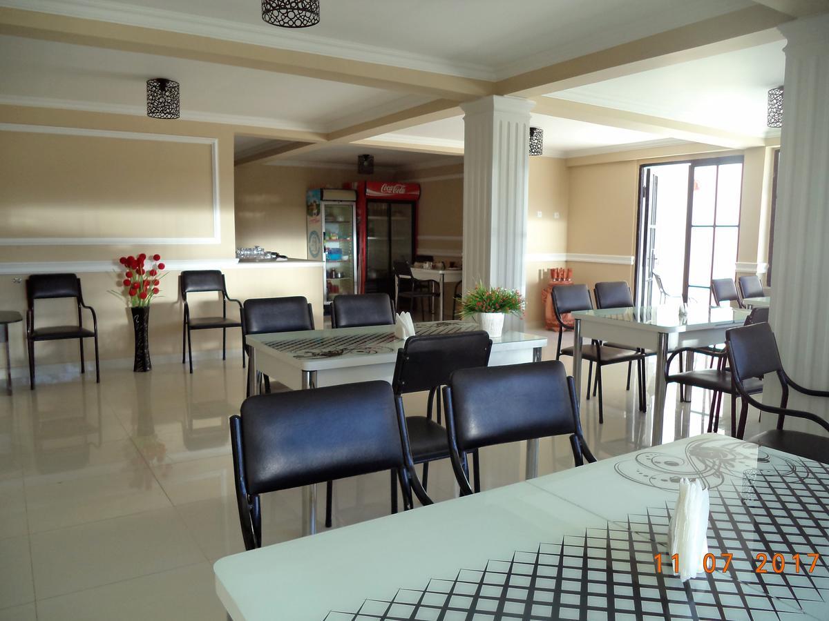 Live Inn อูเรคี ภายนอก รูปภาพ