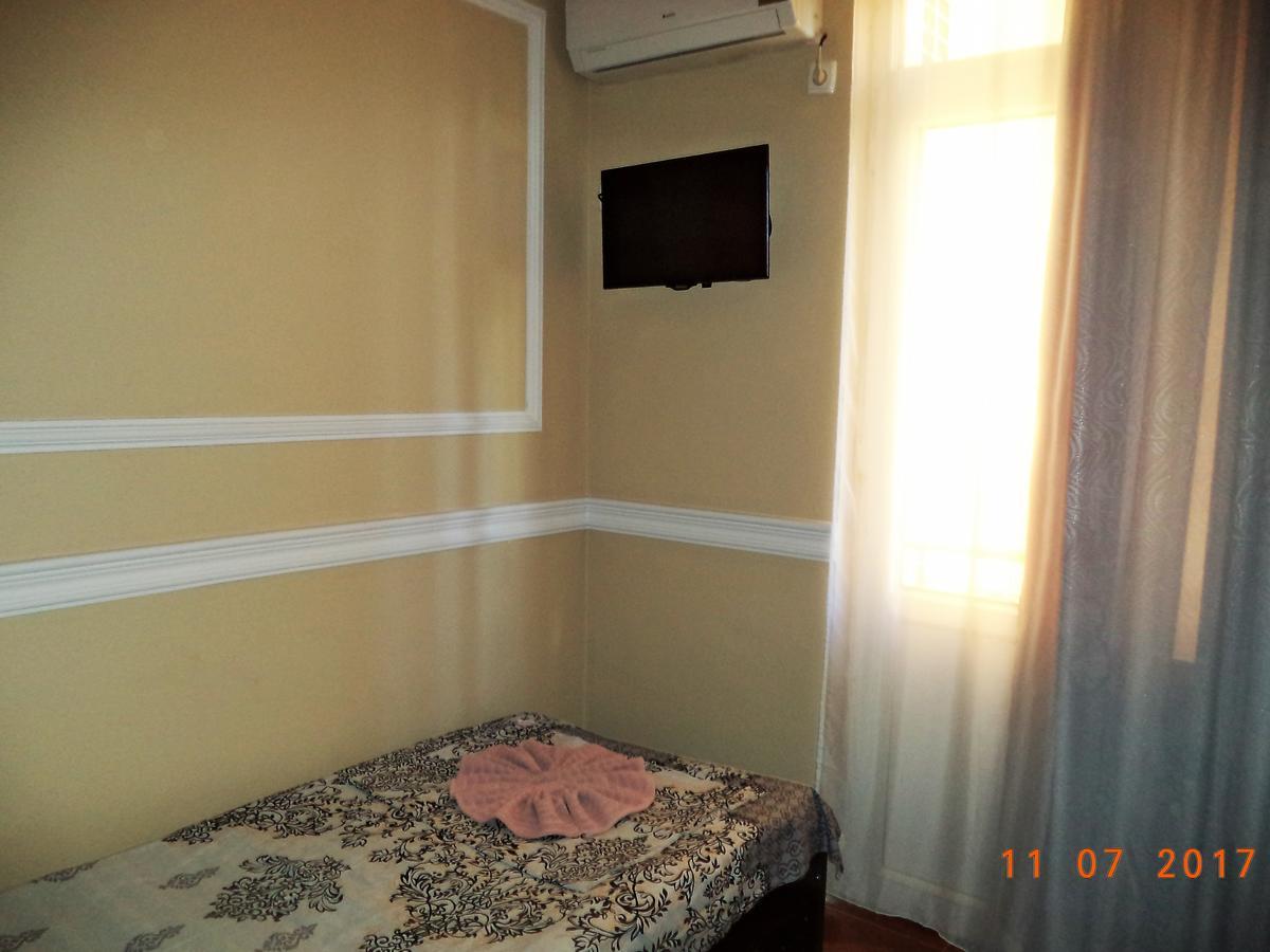 Live Inn อูเรคี ภายนอก รูปภาพ