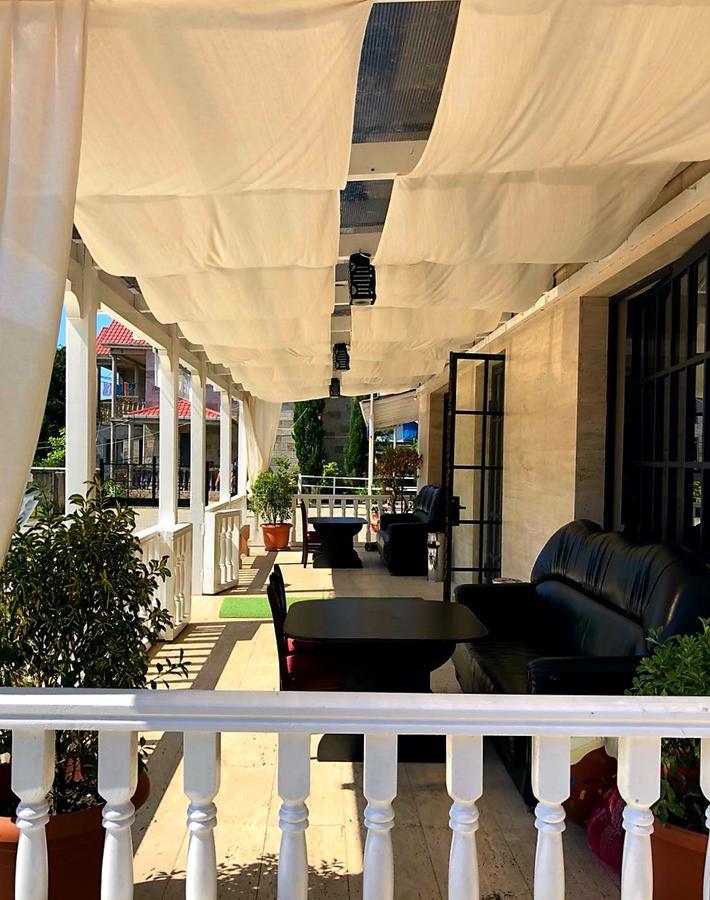 Live Inn อูเรคี ภายนอก รูปภาพ